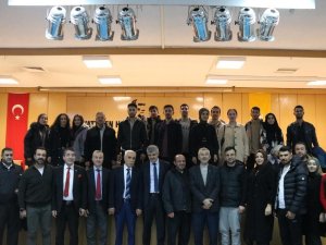 Başkan Cömertoğlu’ndan Öğrencilere Eğitim Tavsiyesi