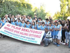Kırıkkale’de Sporcular Kent Merkezine Spor Salonu İstiyor
