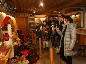 İ̇negöl’ün Değerleri Yabancı Turistlere Tanıtılıyor