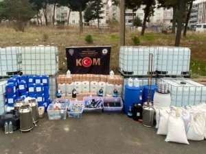 Yılbaşı Öncesi 15 Ton Etil Alkol Ele Geçirildi: 7 Gözaltı