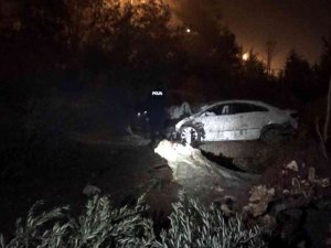 Kilis’te Otomobil Zeytin Bahçesine Uçtu: 2 Ağır Yaralı