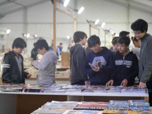 Kitap Tutkunları, Fuarda Buluştu