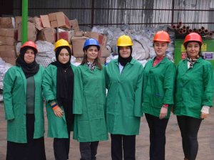 Hatay’da 7 Kadın Bir Araya Gelip Geri Dönüşüm Tesisi Kurdu
