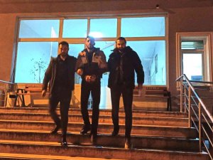 Bıçaklı Kavga Şüphelisi Yakalandı