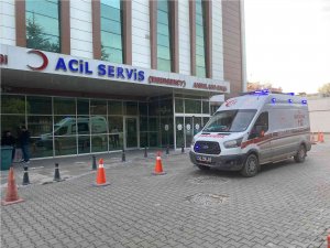 Konya’da İnşattan Düşen İşçi Yaralandı