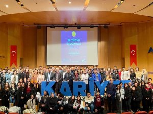 Kariyer Merkezi Müdürü Özada: "30 Bin Kişi Kariyer Merkezine Kayıtlı"