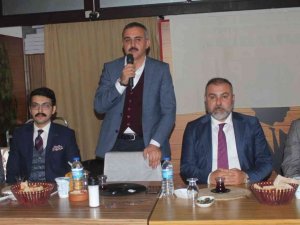 Emekliye Ayrılan İ̇lçe Emniyet Müdürü Baran’a Yemekli Veda