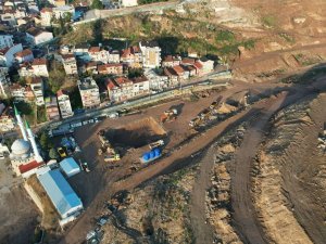 Kentsel Dönüşüm İçin Kazılan Alandan Tarihi Mezar Çıktı