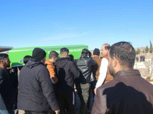 Feci Kazada Ölen 9 Kaçak Göçmenin Cenazeleri Ailelerine Teslim Ediliyor