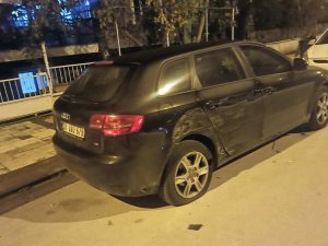 Kontrolden Çıkan Araç Park Halindeki 4 Araca Çarptıktan Sonra Kaçtı