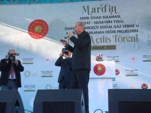 Cumhurbaşkanı Recep Tayyip Erdoğan: “Kardeşliğin Şehri Mardin’i Sahip Olduğu Güzelliklerden Koparmak İçin Çok Uğraştılar. Her Türlü Fitneyi Zulmü Denediler. Ama Hamdolsun Mardin Kim Olduğunu Unutmadı.”