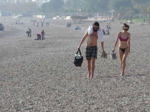 Antalya’da Aralık Ayında Deniz Keyfi
