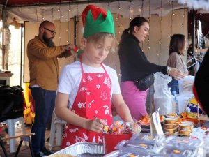 Alanya’da Uluslararası Yeni Yıl Pazarı Yoğunluğu