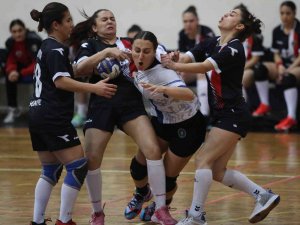 Bursa Büyükşehir Belediyespor Sahasında Takipçisi Aksaray Belediyespor’uda Mağlup Etti