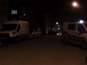 Park Halindeki Aracı Kurşun Yağmuruna Tuttular