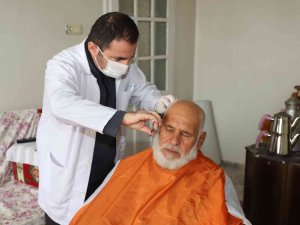 Yaşlılara Vefa Yüzlerini Güldürdü