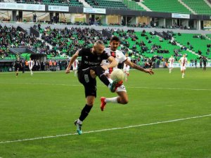 Spor Toto 1. Lig: Sakaryaspor: 2 - Gençlerbirliği: 1