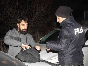 Elazığ’da Polisten ‘Dar Bölge’ Uygulaması