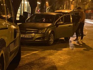 Kovalamaca Sonucu Yakalanan Alkollü Ve Ehliyetsiz Sürücü:" Bizi Yaktınız Memur Bey"