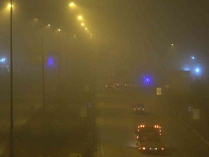 43 İlin Geçiş Güzergahında Sis Etkili Oldu: Sürücüler Zor Anlar Yaşadı