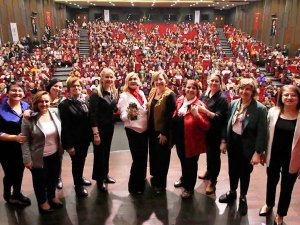 Derya Baykal’dan Başkan Doğan’a Anlamlı Destek