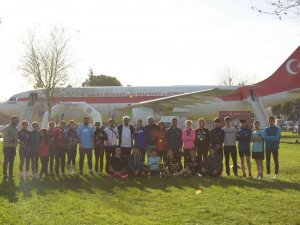 Karslı Sporcular Madalyaları Topladı