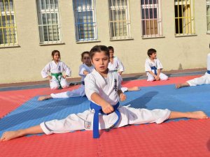 Yıldırım Sporla Büyüyor