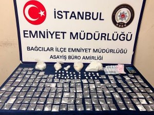 İ̇stanbul’da 1,5 Milyon Liralık Kokain Operasyonu Kamerada