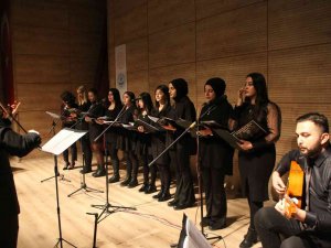 Malazgirt’te “Şarkılar Bizi Söyler, Biz De Şarkı Söyleriz” Projesi Tam Not Aldı