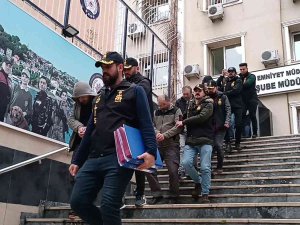 İ̇stanbul’da Fuhuş Operasyonu: 7 Gözaltı