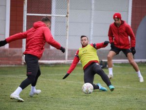 Sivasspor, Esenler Erok Maçına Hazırlanıyor