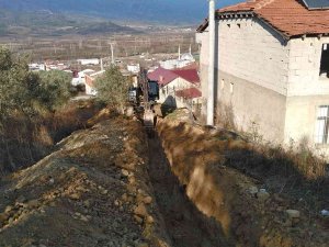 Sondaj Yapılırken Bulundu, Bin Metrelik Yeni Hat İle Musluklara Ulaştırılacak