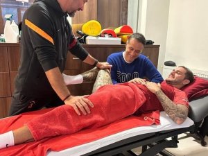 Mauro Icardi, Florya’da Fizyoterapistler Eşliğinde Çalışmalarına Devam Ediyor