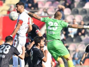 Tff 3.lig: Turgutluspor: 1- Bayrampaşaspor: 1