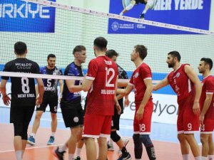 Efeler Ligi: Develi Belediyespor: 1- Hatay Büyükşehir Belediyespor: 3