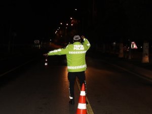 2 Bin 251 Sürücüye Ceza, 205 Araca Trafikten Men