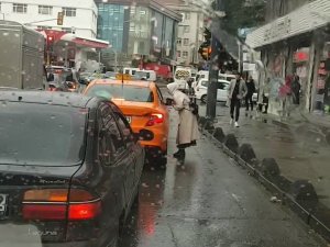 Bağcılar’da Müşteri Seçen Taksici Böyle Görüntülendi