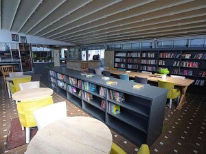 Bayraklı’da Kitap Kafelerin Sayısı Artıyor