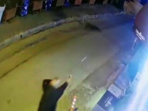 Anlaşmazlığa Düşen Valeler Sokak Ortasında Birbirlerine Kurşun Yağdırdı