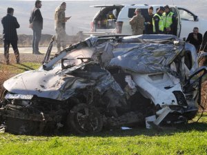 Cizre’de Feci Kaza: Hurdaya Dönen Araçta 4 Ölü, 2 Yaralı