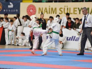 Yıldırım’da Karate Rüzgârı