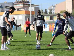 Alanyaspor, Eyüpspor Maçı Hazırlıklarına Devam Ediyor