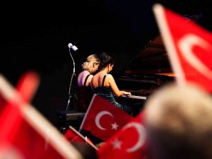 ‘Bir Piyano Dört El Resitali’ Büyük İlgi Gördü