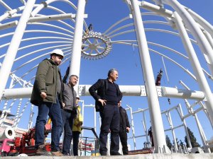 Kent Meydanı Şekillenmeye Başladı