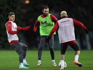 Galatasaray, Kupa Mesaisine Başladı