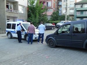 Eşiyle Tartışınca Tüfekle Etrafa Rastgele Ateş Açtı