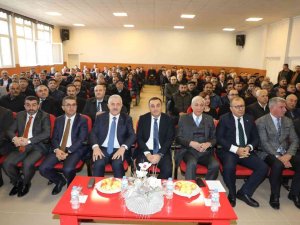 Kağızman’da Meyvecilik Paneli Düzenlendi