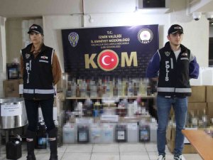 İ̇zmir Polisinden Yılbaşı Öncesi Sahte İçki Kaçakçılarına 52 Ayrı Operasyon