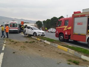 Sarayköy’de Trafik Kazası;3 Yaralı