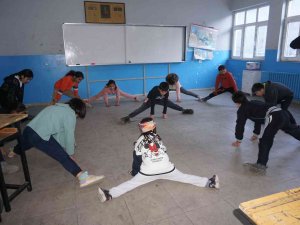 Şırnaklı Öğrencilerden Muaythai Sporuna Yoğun İlgi